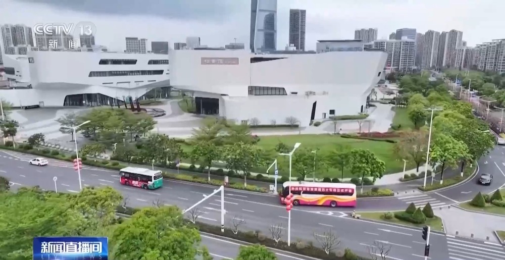 单程150元每人 儿童可享优惠 首条港珠直通巴士专线开通