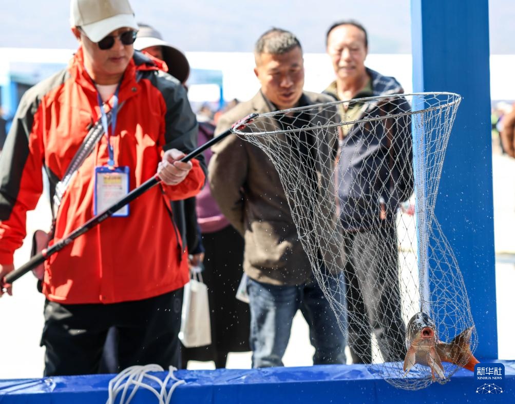 2026吉林松花湖开江鱼美食季开幕