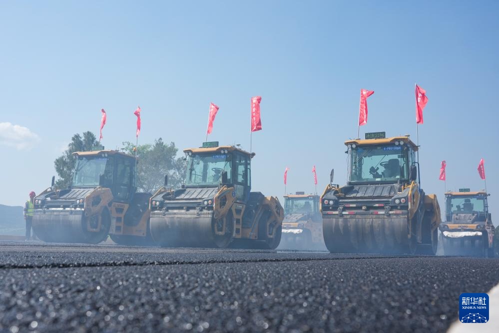 智能建造助力G5京昆高速广绵段扩容工程建设