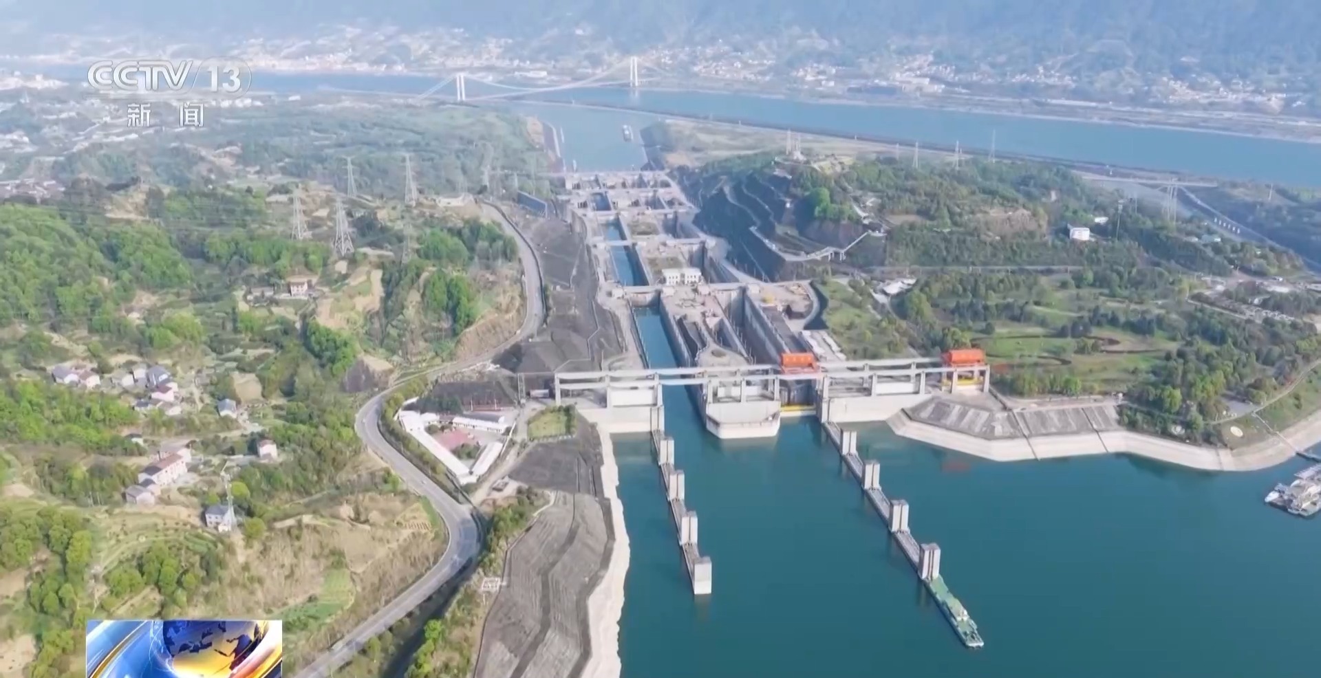 完成“深度体检+智慧焕新” 三峡南线船闸恢复通航