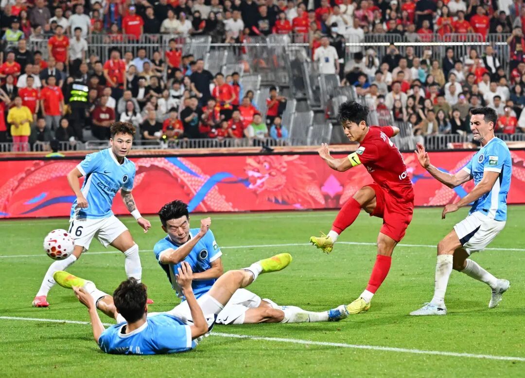 2:0战胜深圳新鹏城，重庆铜梁龙队高歌猛进！