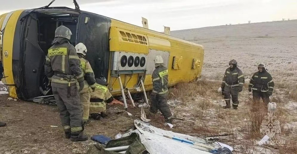 驻俄领馆：俄交通事故致中国公民1人死亡约10人受伤