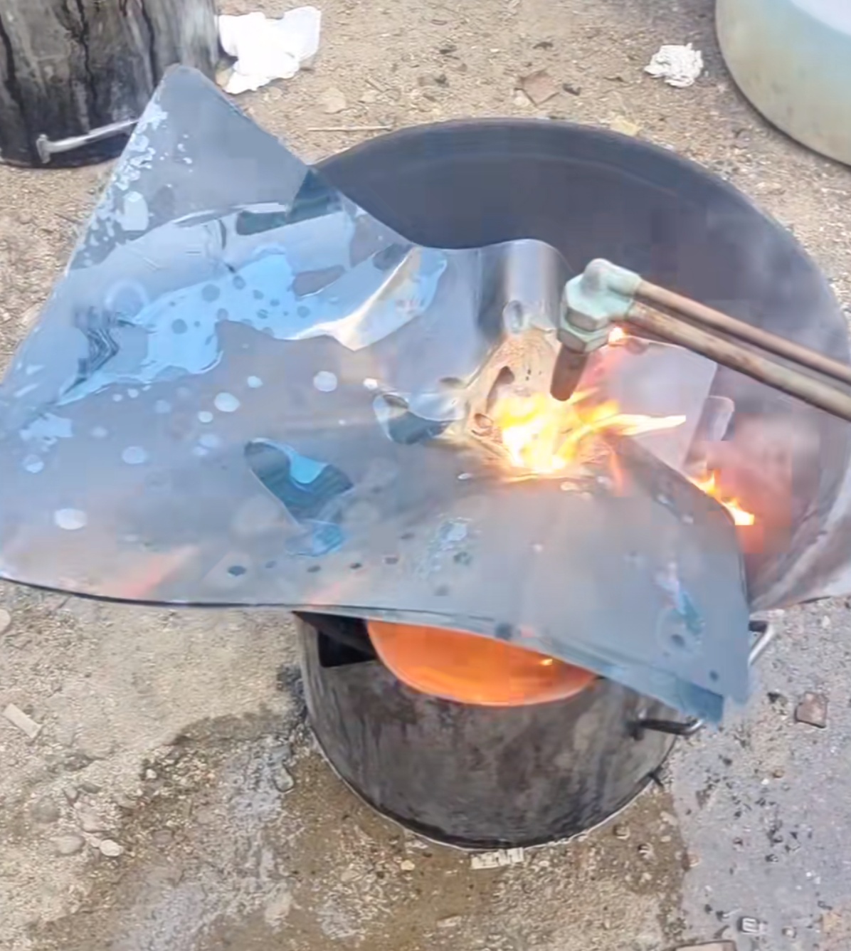 废旧CT片回收能炼银？紧急提醒：污染环境还涉嫌违法