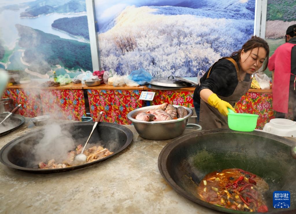2026吉林松花湖开江鱼美食季开幕