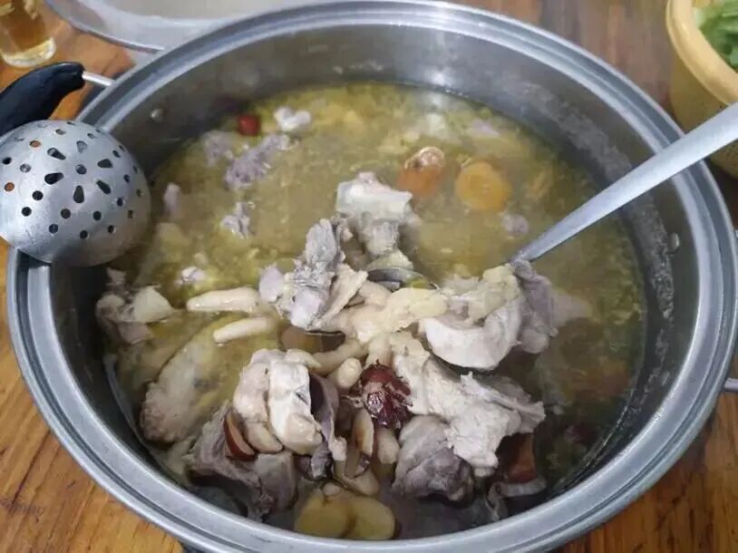 极为相似，3克就能致死！在家做“莫氏鸡煲”，这个原料千万别弄错