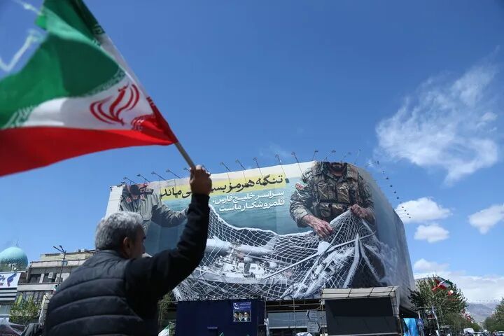 美伊或再谈 各握着哪些王牌？