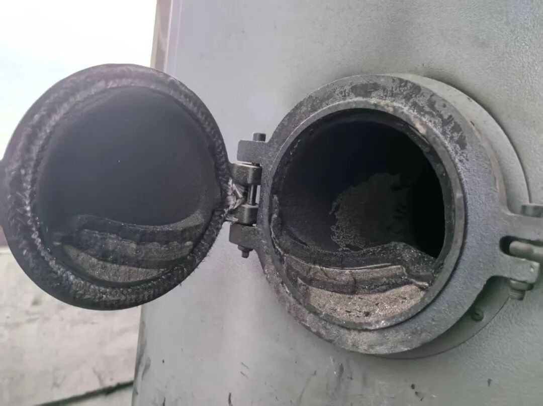 厂区夜晚突降“火雨”！小小的“它”立大功