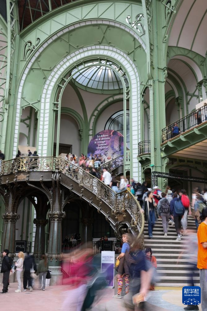 “遇鉴中国”中华文化主题展首次亮相巴黎图书节