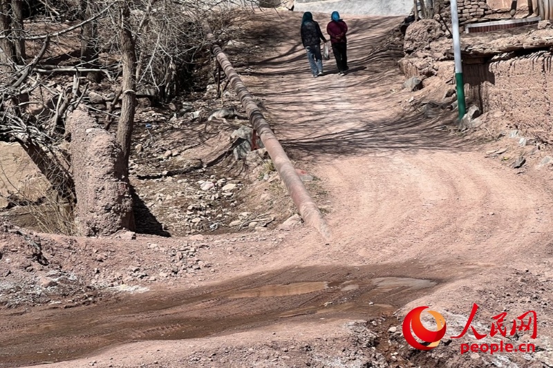 守着黄河，为何无水灌溉？