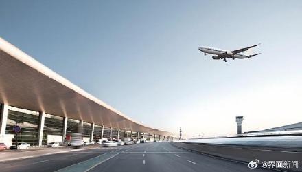 燃油成本飙升冲击航空业，多家航司上调费用并削减航线