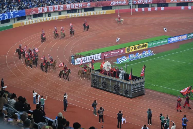 网友许愿成真！“霸王”亮相，“宿迁发布”键盘抡冒烟……