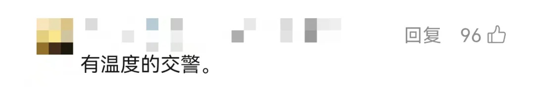 快递小哥在上海肿瘤医院附近闯红灯被拦，民警一查：有21起交通违法未处理