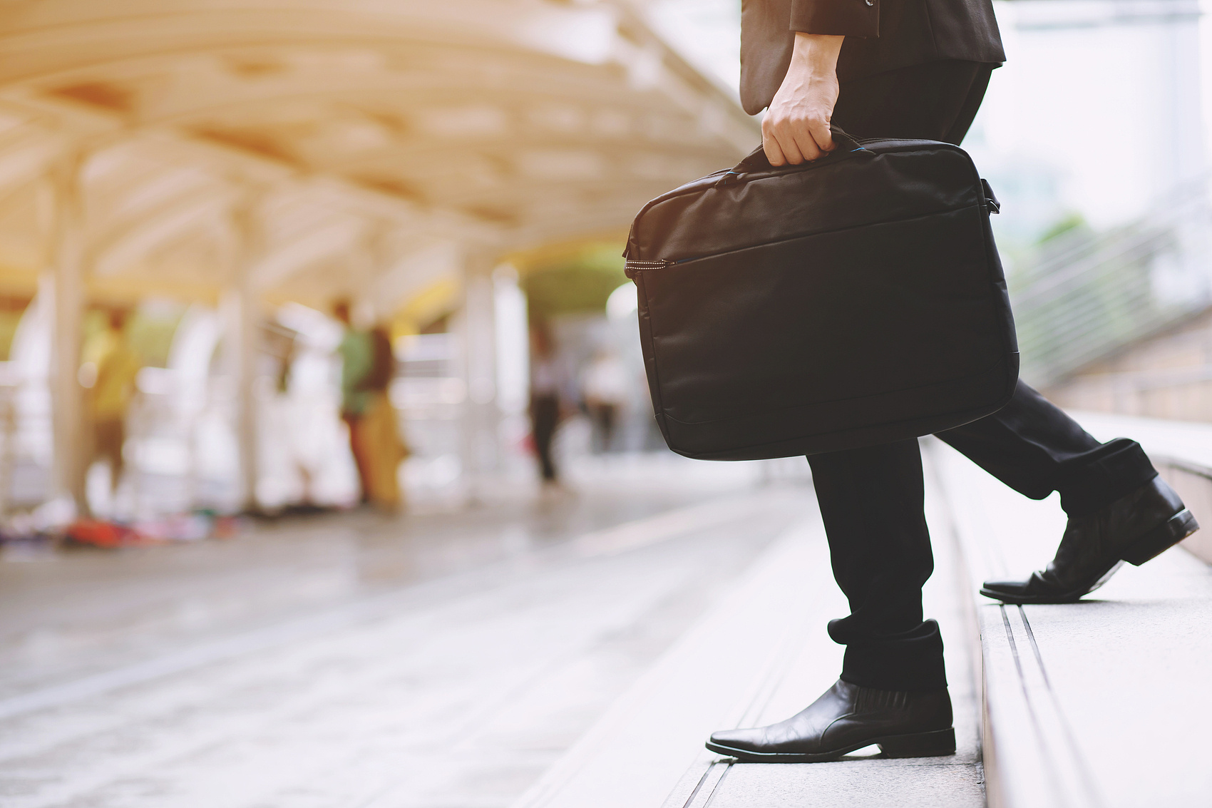 下班能“下线”吗？