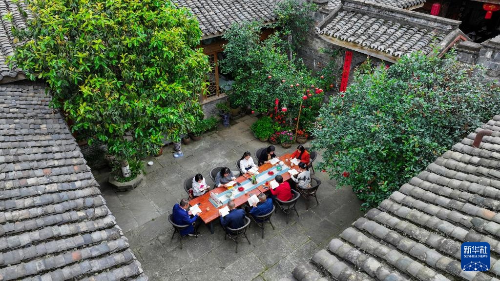 四川阆中古城：打造百余个“主客共享”阅读空间