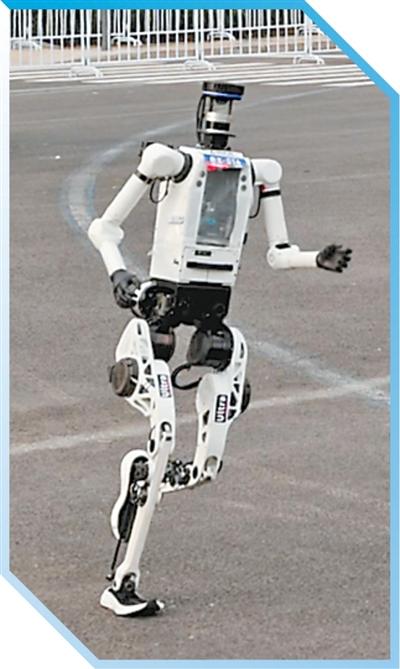 加速奔跑的，不只是机器人（体育科技范儿·机器人中的体育生）