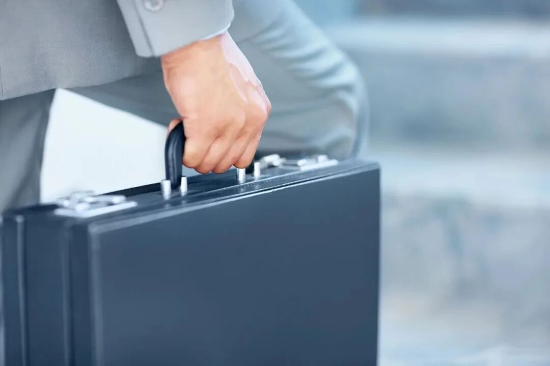 国安部披露：涉密人员携密回家，被策反好友偷拍传境外，造成国家秘密严重泄露