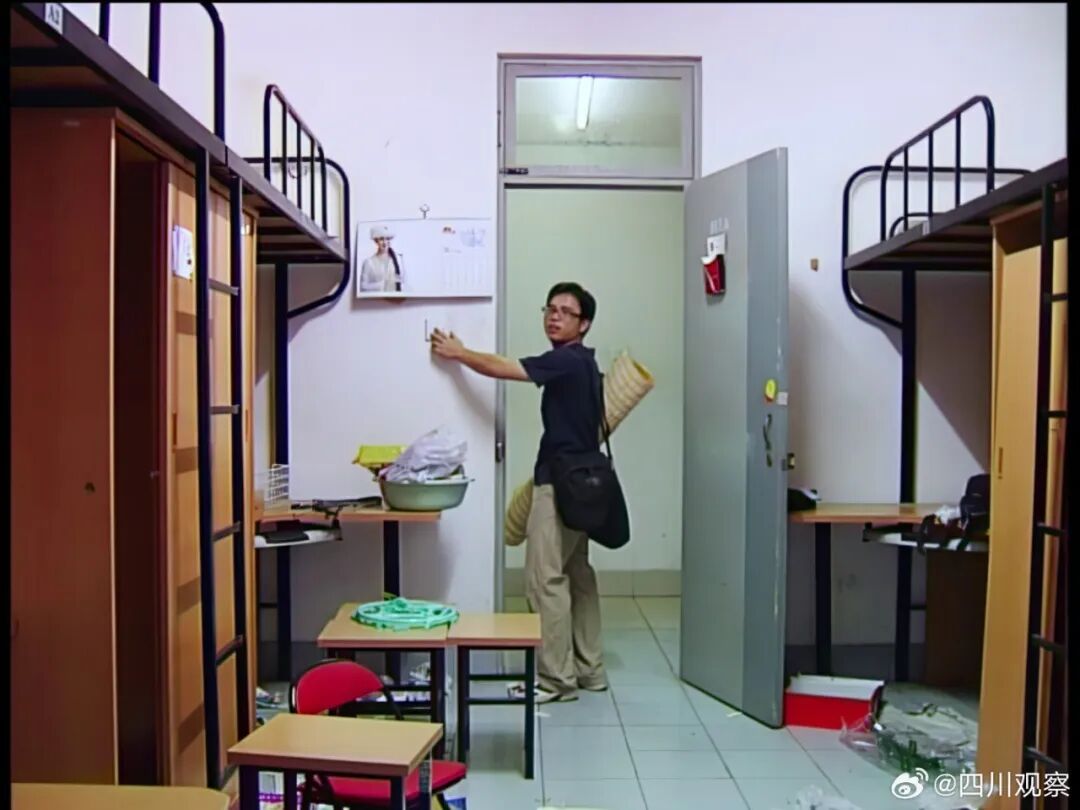 年仅43岁！知名导演急性胃出血离世，曾打造豆瓣评分9.4分的神作