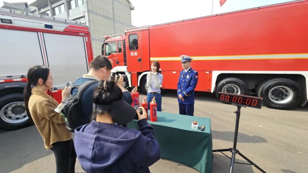 杨柳絮纷飞季 济宁消防筑牢“物防+人防”双重屏障