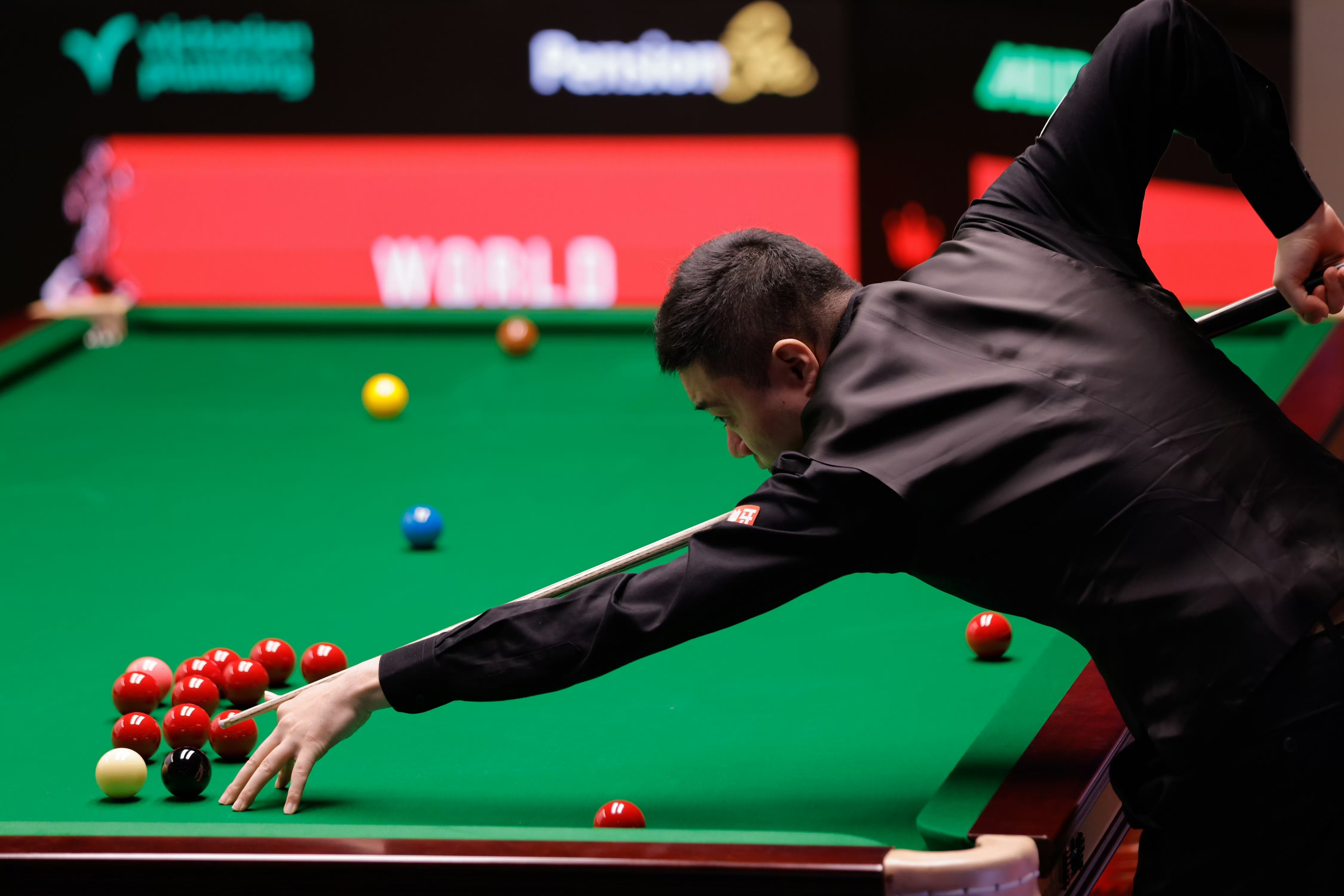 丁俊晖晋级斯诺克世锦赛十六强，将会师赵心童