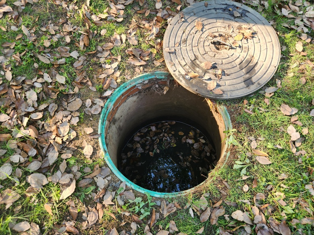 长沙一岁幼童在湿地公园玩耍坠入窨井，管理方：已整改，愿商讨赔偿