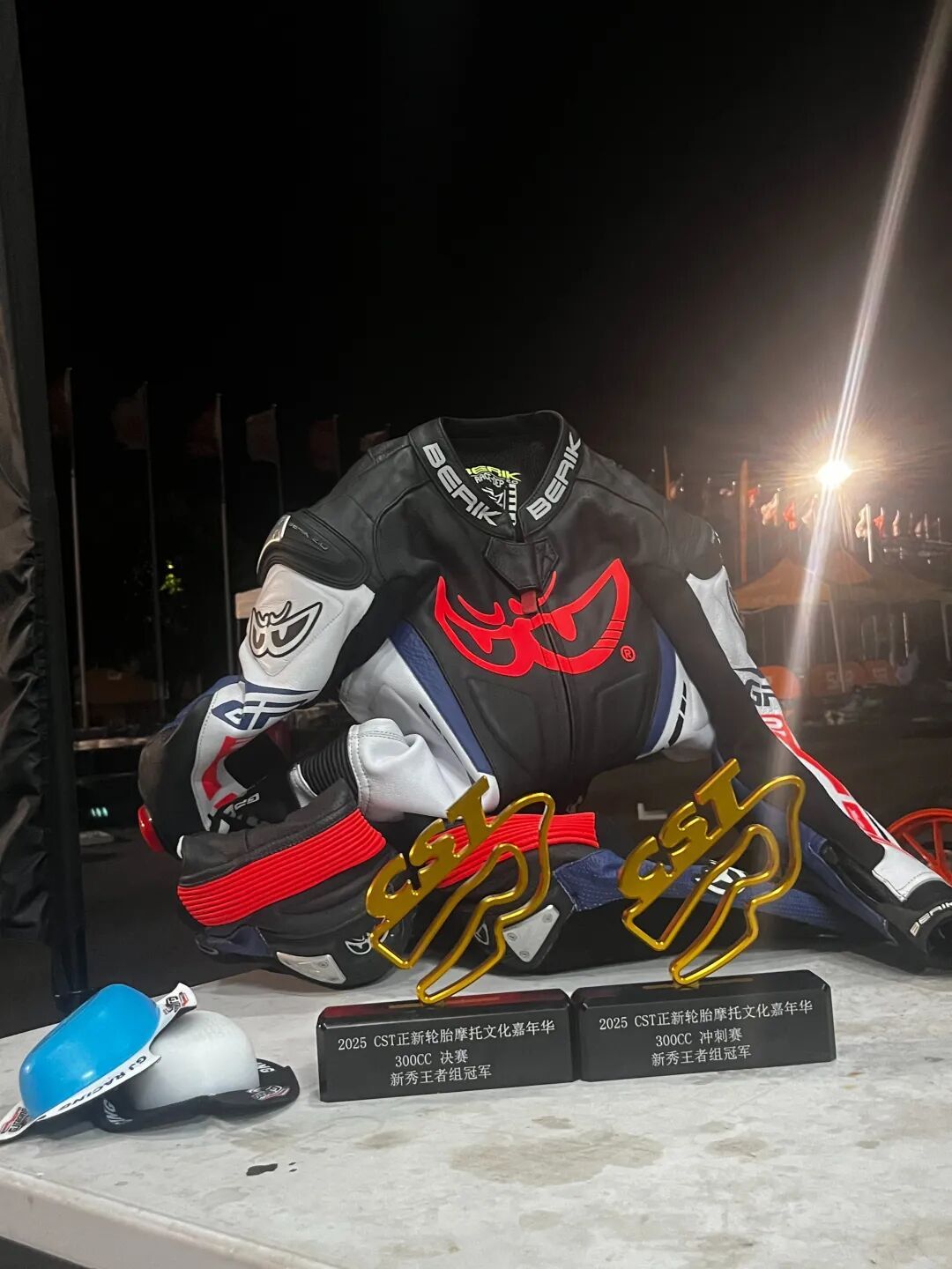 “张雪是张雪，我是我！”17岁湖南机车少年将参加摩托车赛，求媒体报道帮他越走越远，有信心让记者拍到自己获得冠军的一刻