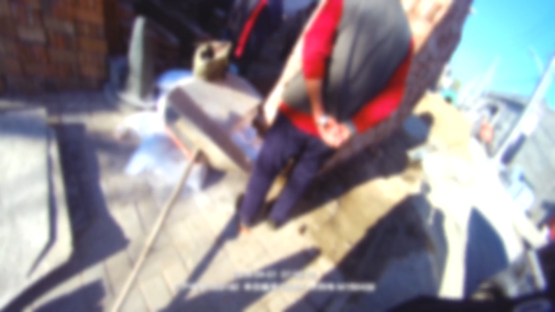 警方拘留1名男子：停车50秒后调头逆行，然后冲向目标！