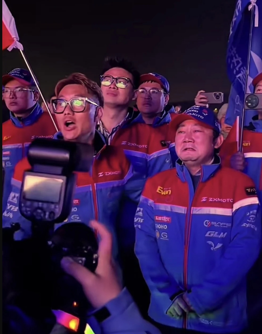 “张雪是张雪，我是我！”17岁湖南机车少年将参加摩托车赛，求媒体报道帮他越走越远，有信心让记者拍到自己获得冠军的一刻