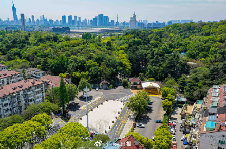 红山森林动物园东门焕新归来