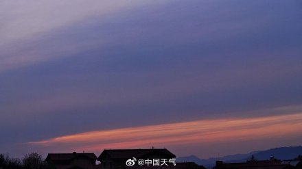 快抬头看！年度最大蛾眉月来了