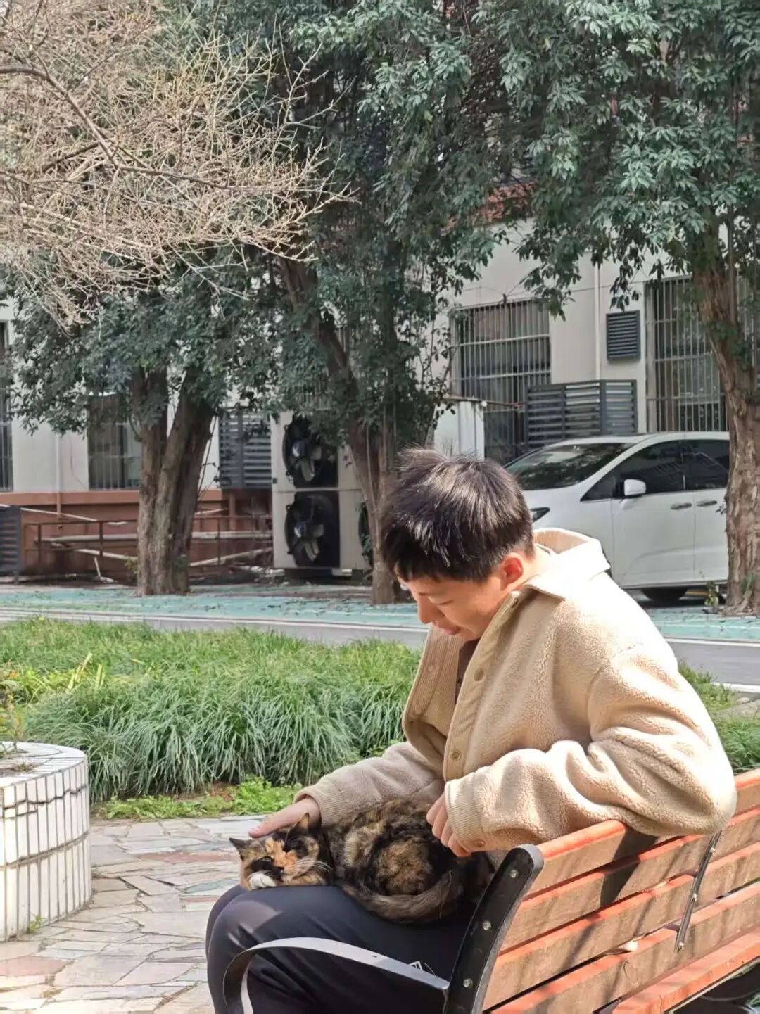 “我必须去！”这位警校生的决定，让人红了眼眶……