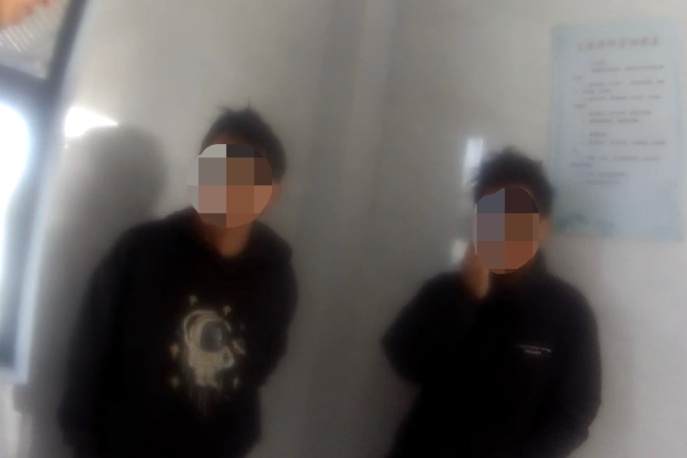 默契用错地方，海宁警方抓获一对双胞胎兄弟！