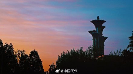 北京橘子味朝霞好浪漫