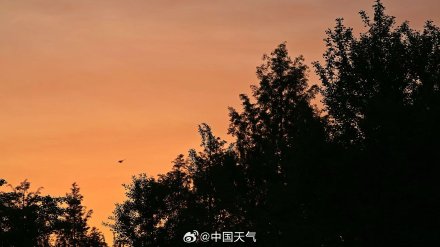 北京橘子味朝霞好浪漫