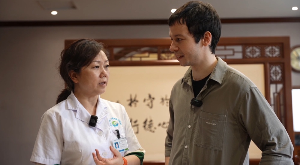 遇见中国丨诵诗词、学中医……看德国青年如何沉浸式体验中国文化之美