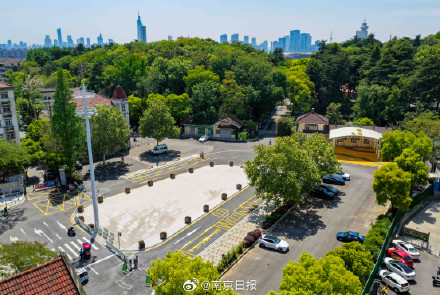 红山森林动物园东门焕新归来