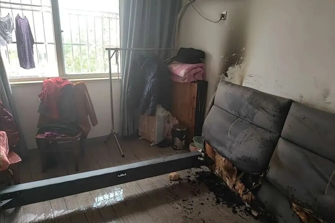 这个小夜灯“价值”约5000元……