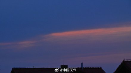 快抬头看！年度最大蛾眉月来了