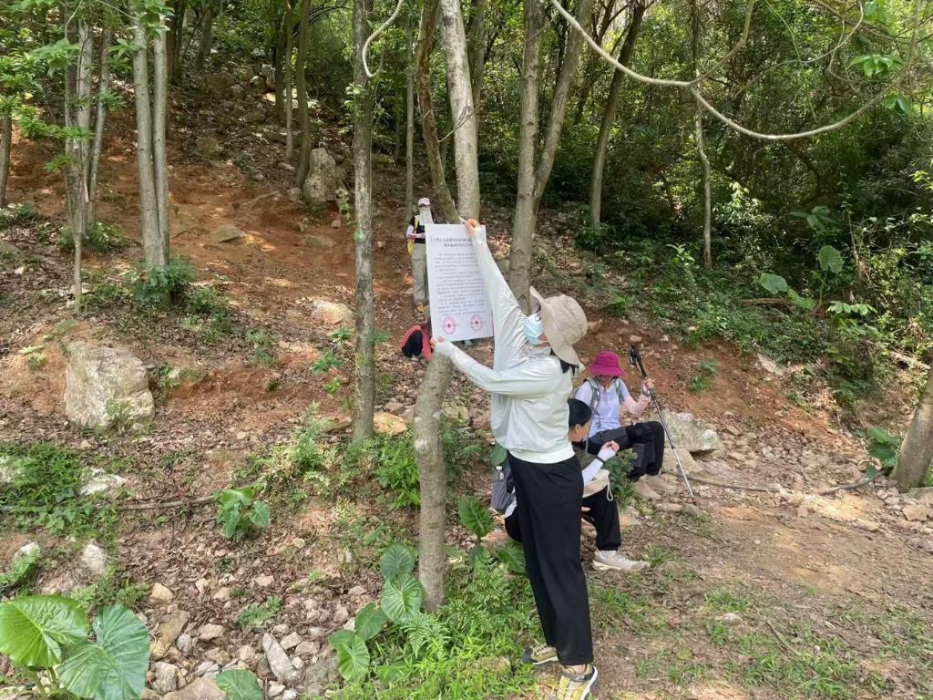 “亲子寻宝”变破坏环境 参与者可能面临法律追责