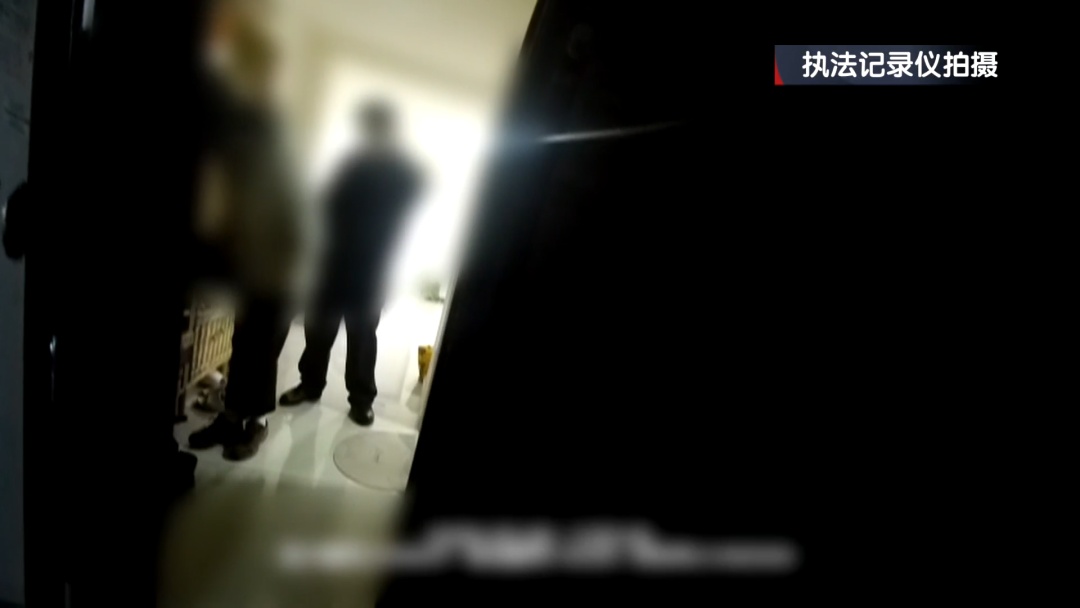 将超市变成了自己的“免费仓库”？警方刑拘一对夫妻