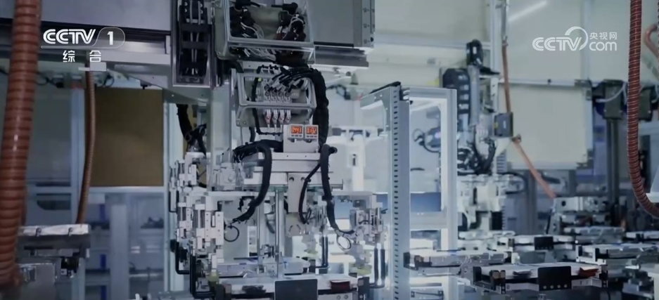 稳投资政策加力显效 重大工程靠前发力 一季度我国固定资产投资回升向好