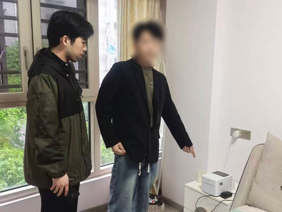 “怕被厂里开除...”深夜“兼职”被抓后，男子担心主业不保