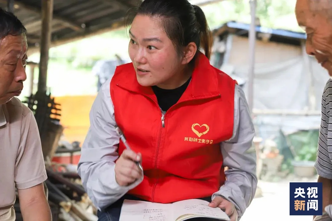 抗美援朝烈士碑前，为何放着五捧泥土？