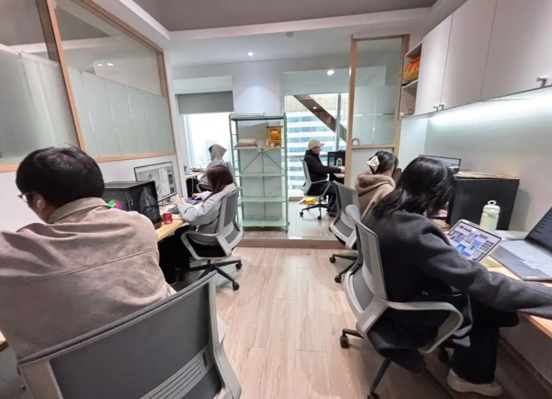 19.9元拎包办公，你会为“日租工位”付费吗？