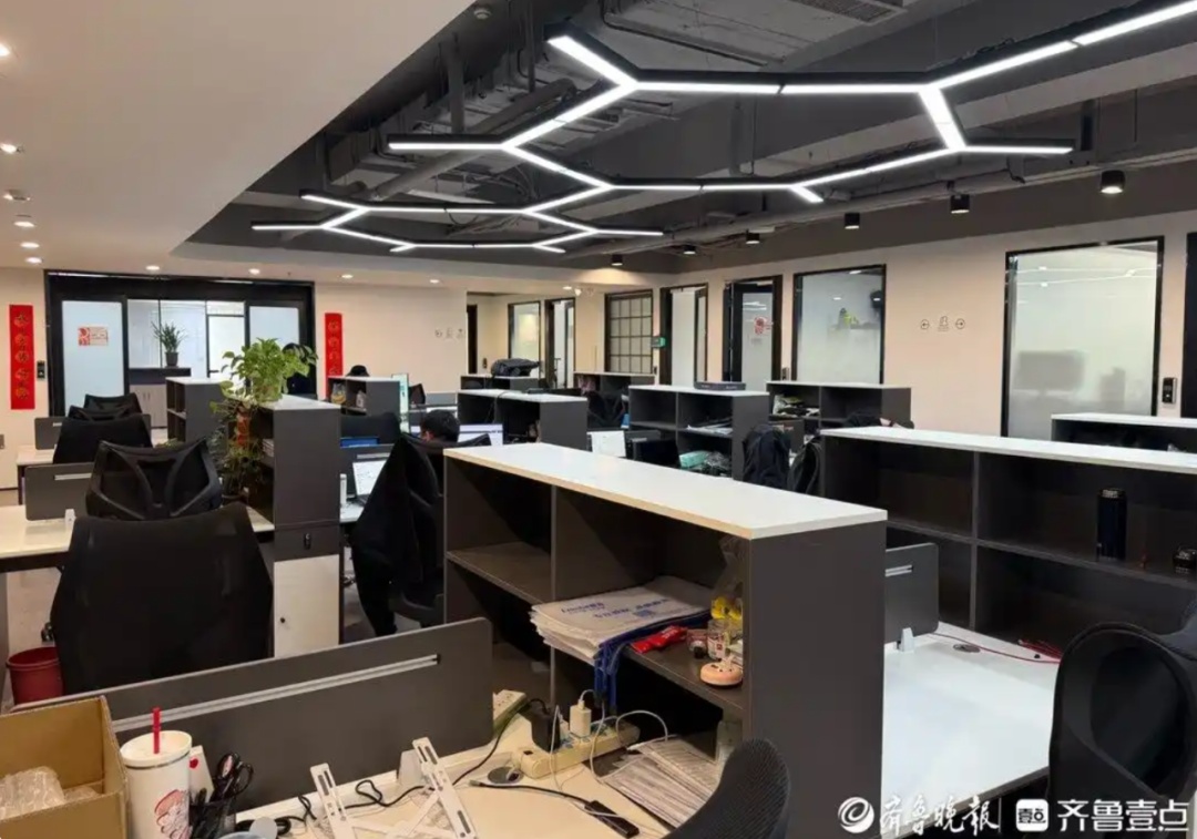 19.9元拎包办公，你会为“日租工位”付费吗？