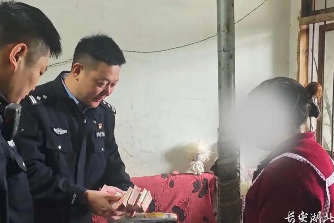 一罐奶粉刚寄出，利川民警：马上拦截！