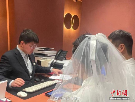 上海迎候5月20日结婚登记高峰日