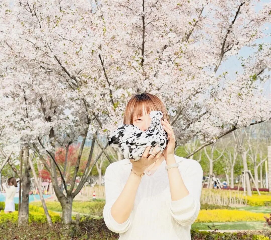 上海年轻人流行养宠物鸡！150元入手，看次病却花了8000元！异宠坑太深 →