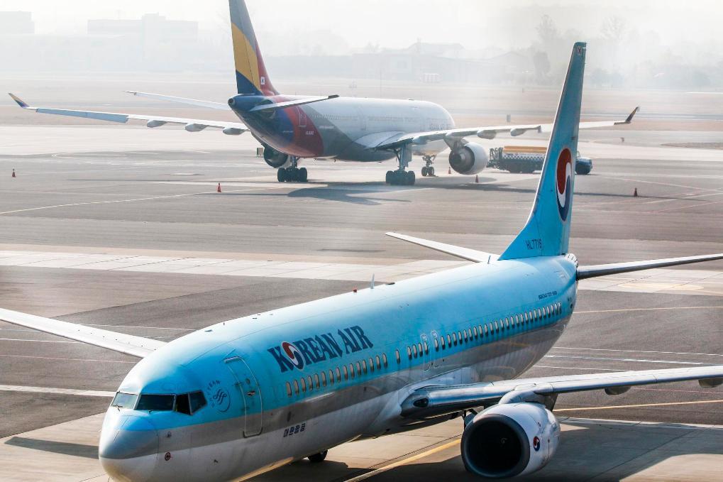 大韩航空拟允许空姐穿运动鞋上班