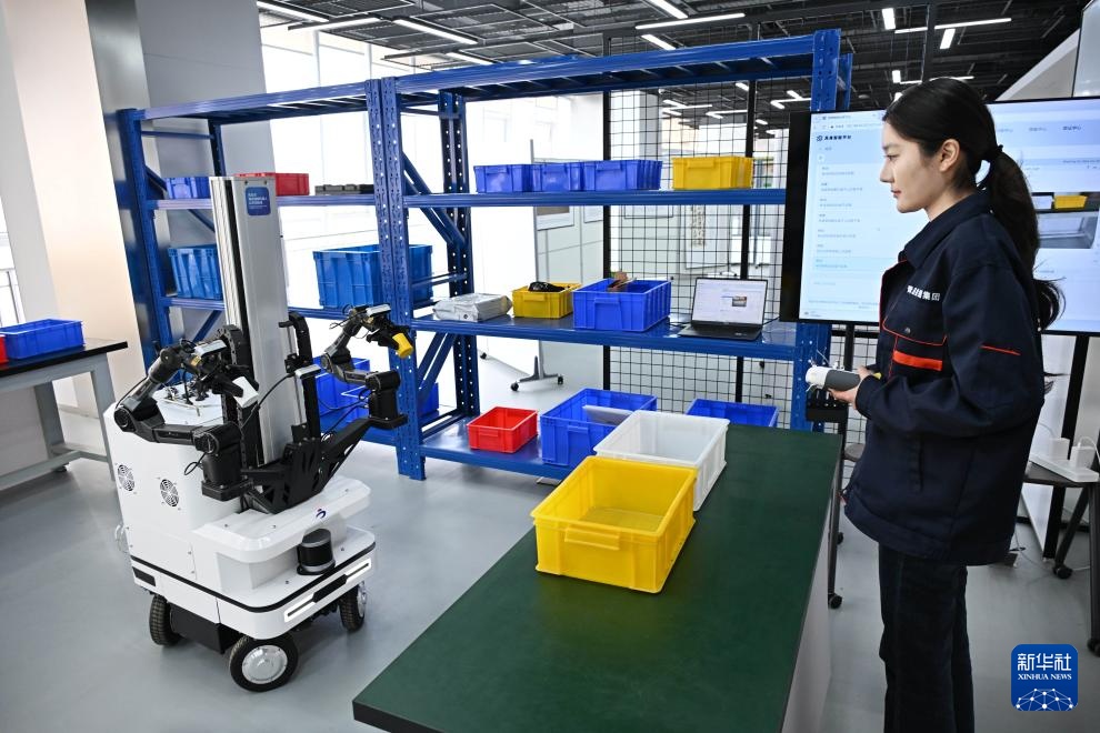 应时而生的具身智能训练师