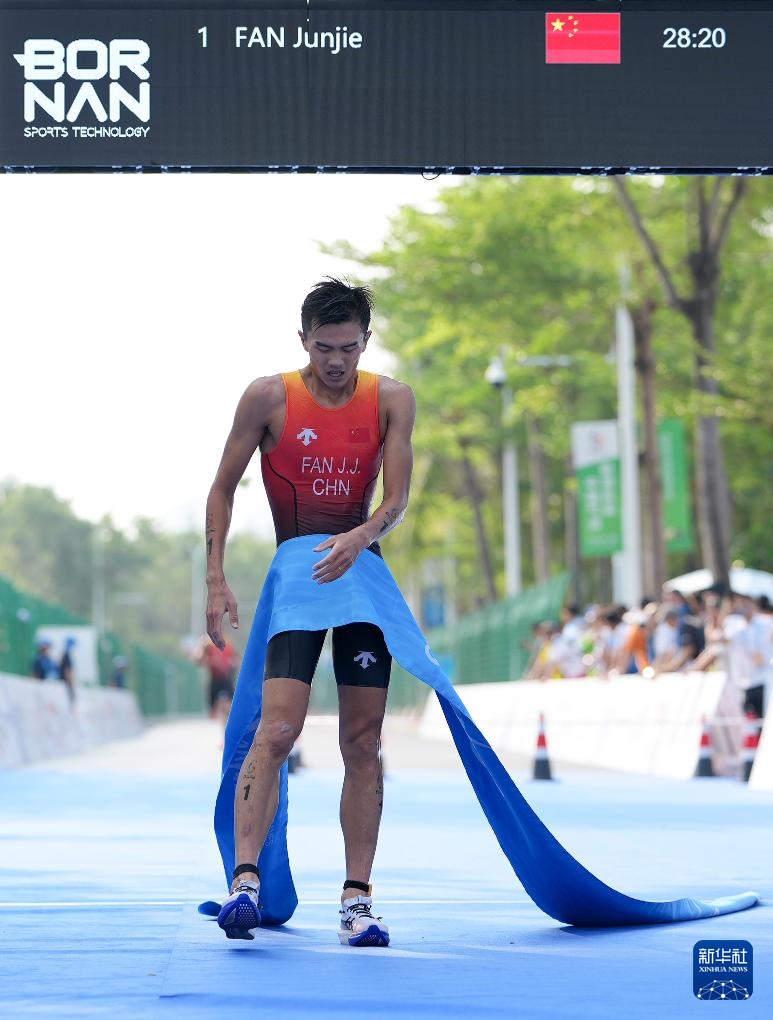亚沙会游跑两项男子个人赛：中国选手获亚沙会首金